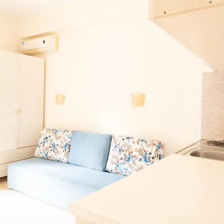 Nefeli Skiathos *