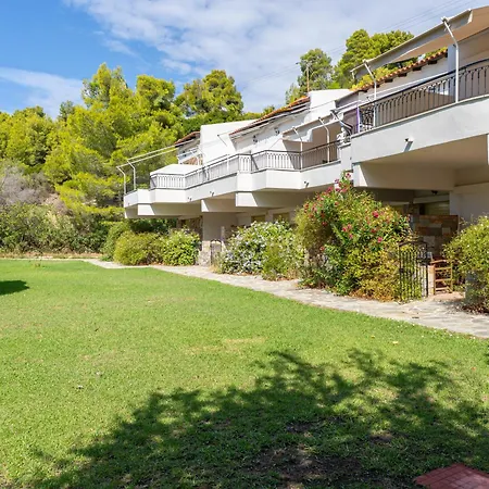 Nefeli Skiathos Maratha