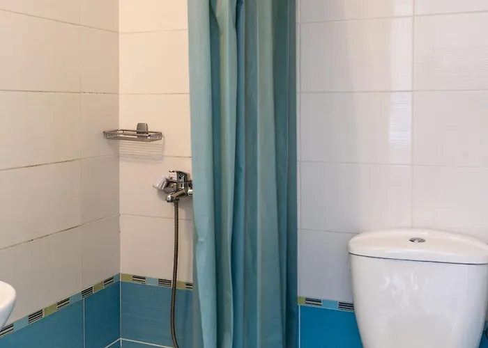 Nefeli Skiathos * Maratha