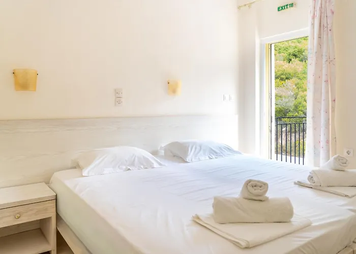 Nefeli Skiathos Hotel